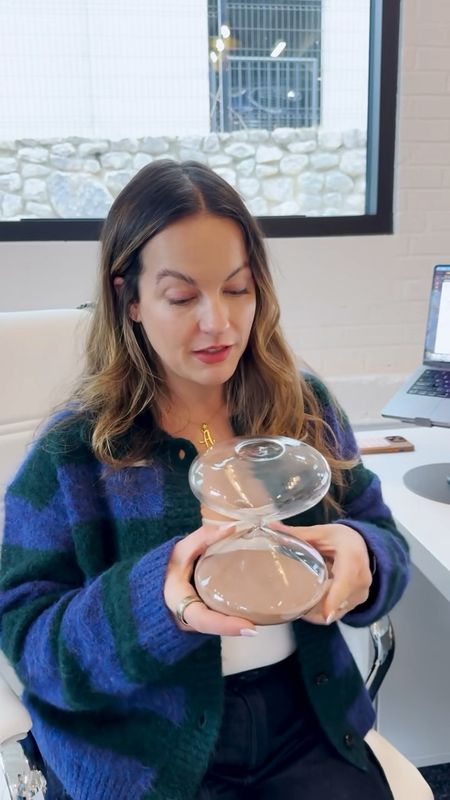 Easy and cute desk organization ✨ Love these tips!