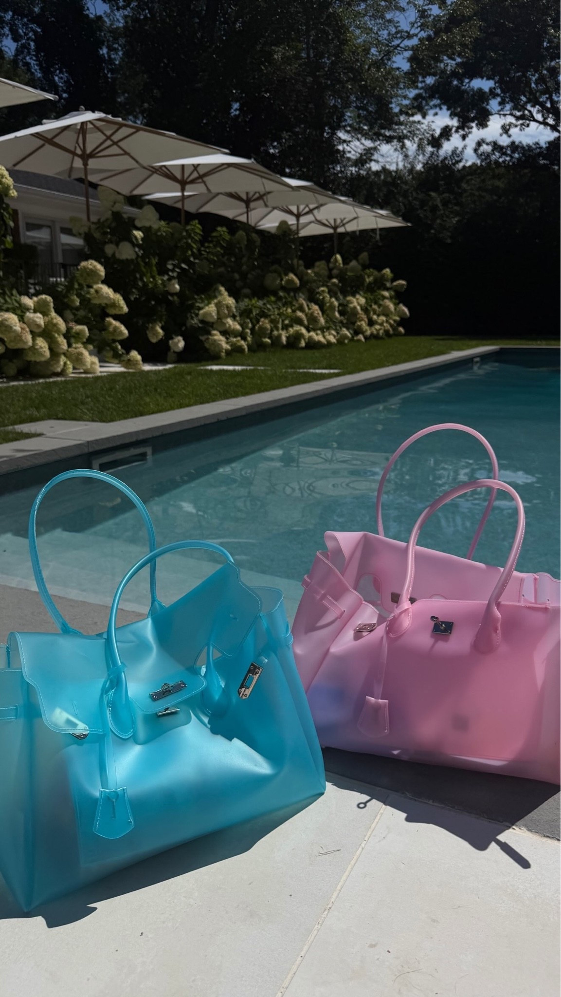 my jelly bag is on amazon now!!