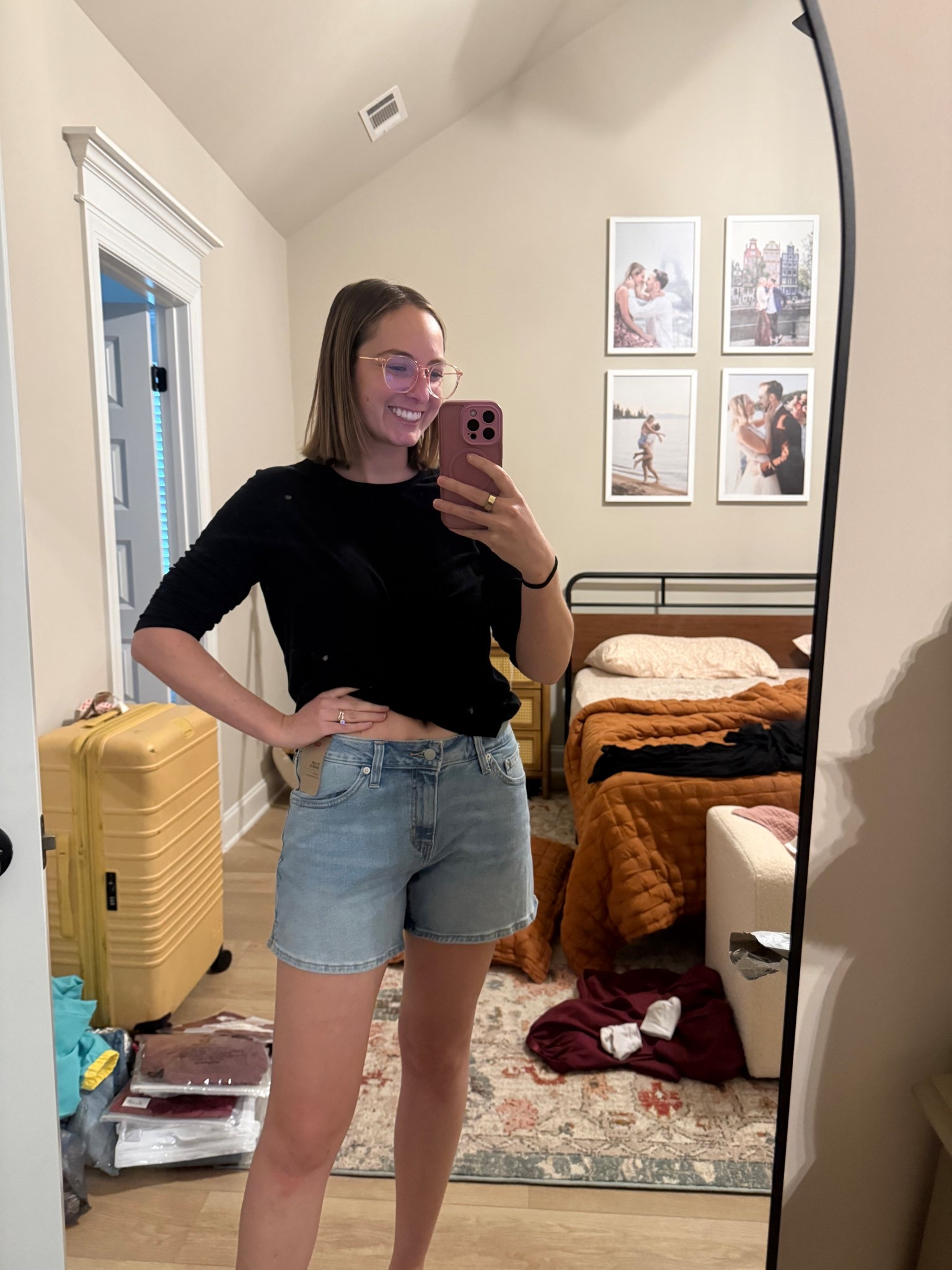 Loving the length & fit of these! I kept both the light & dark wash 😅