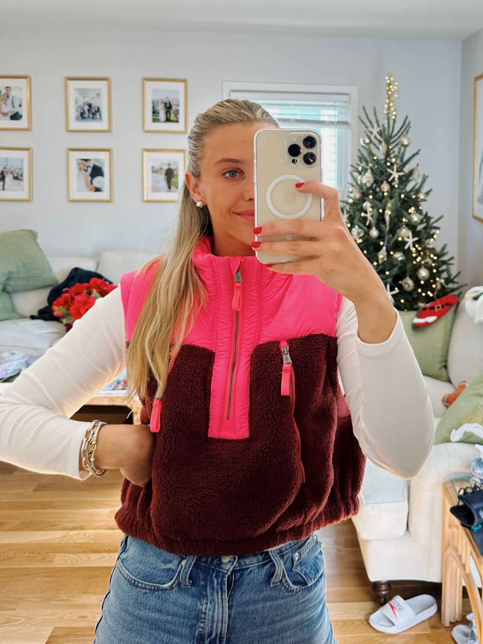 Free people movement vest. Wearing size smalll

#LTKHoliday #LTKSeasonal #LTKfitness