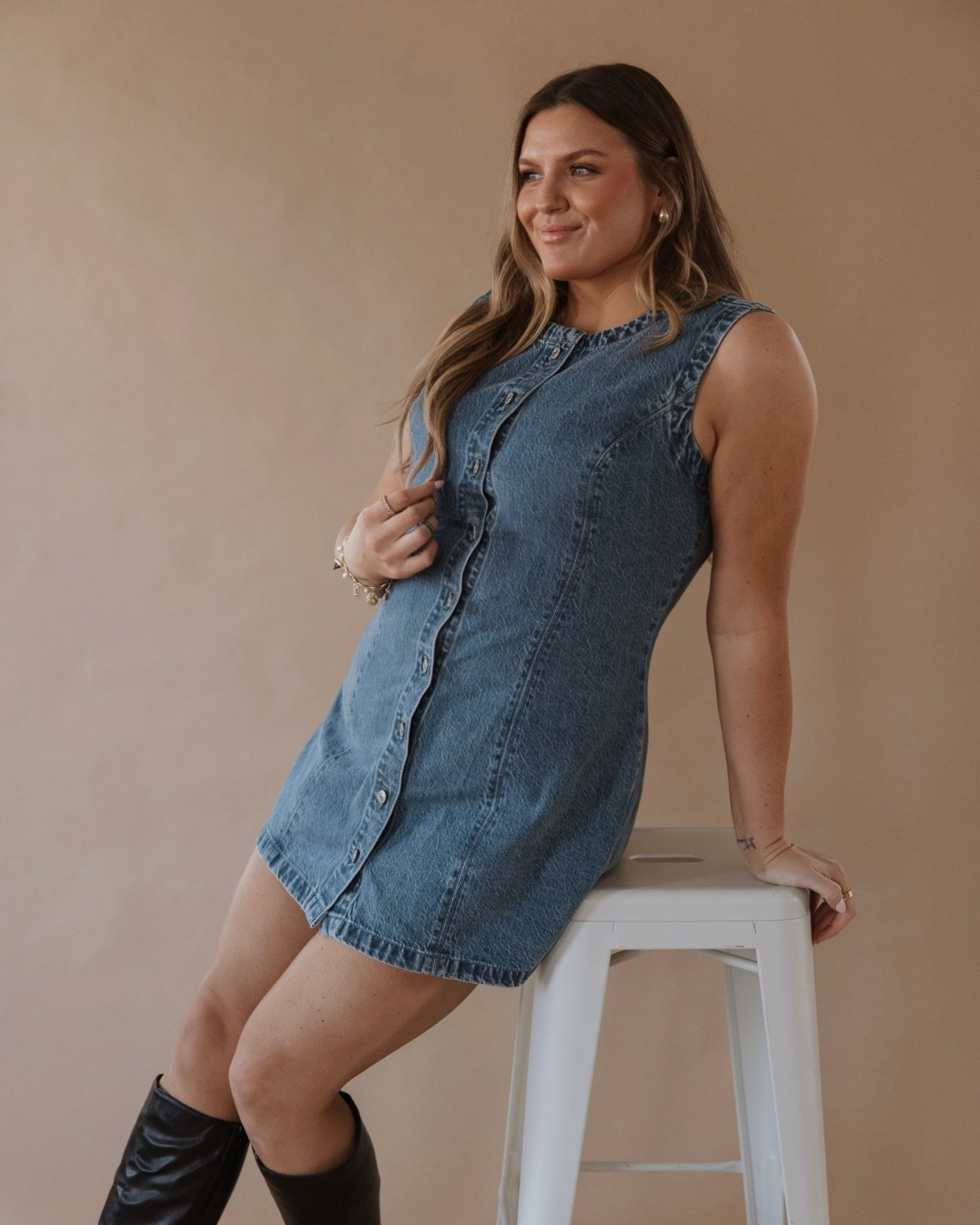 Denim dress, perfect for a casual cute outfit or a country concert 🤪 I am wearing an XL 

#LTKMidsize #LTKStyleTip #LTKFestival