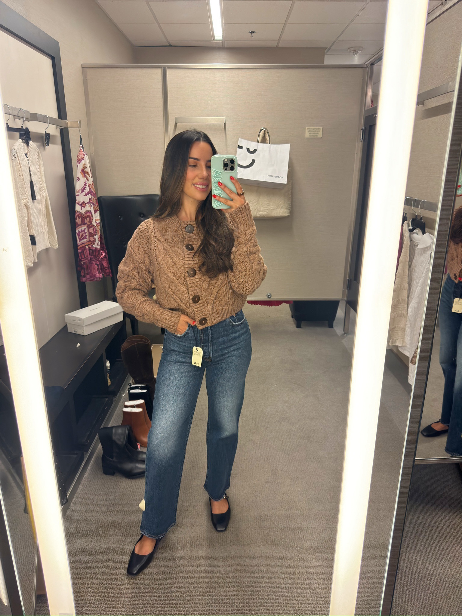 Nordstrom Anniversary Sale 🙌🏻🙌🏻



Sweater, brown fall sweater, jeans, Mary Jane shoes 

#LTKSeasonal #LTKStyleTip