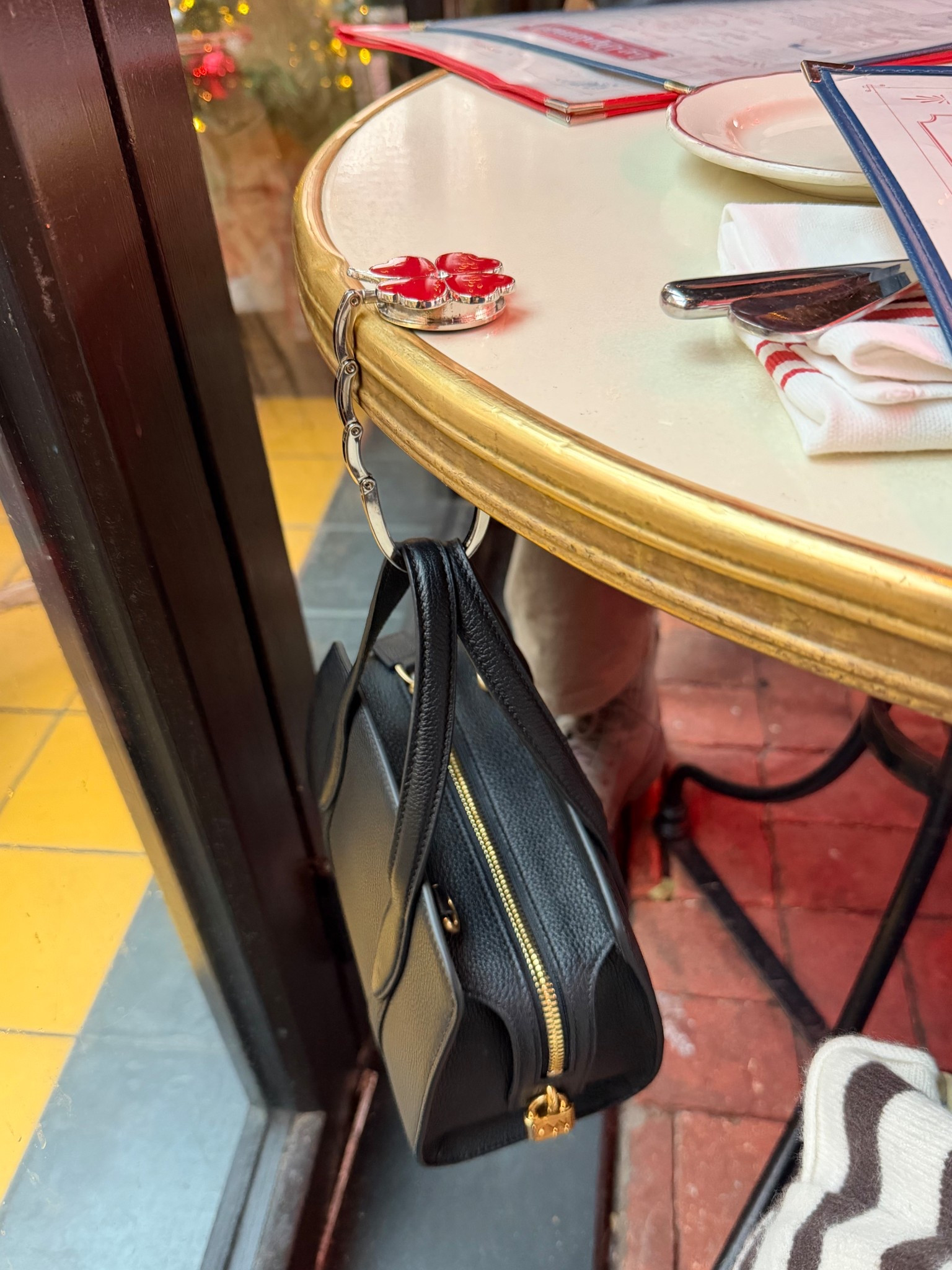 purse hooks are my favs

#LTKGiftGuide #LTKTravel #LTKFindsUnder50