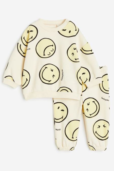 Can’t get enough of this jogger set that’s all smiles.  

Toddler boys | boys outfits | boys sweat siuits | smiley face

#kidsoutfits #boysoutfits #matchingset #sweatsuit #joggers #kids 

#LTKunder50 #LTKkids #LTKFind