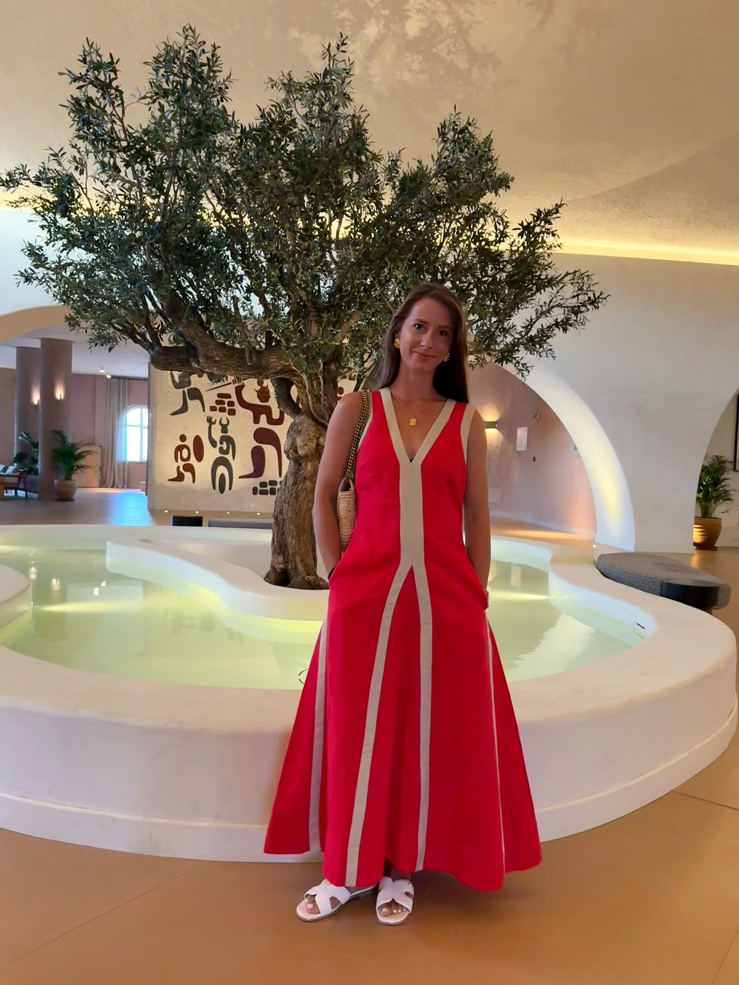 Saying goodbye to summer with these outfits I wore in Sardinia 🇮🇹 genuinely had the busiest summer and the best time with my family! Feel blessed and grateful! Let the cozy months begin 🍁🍂☕️📚🧣🧸

My favourite season for fashion and I can’t wait to put together some cozy outfits and share them with you 🫶🏻

Eveything available will be tagged on my LTK account 🔗

*some tagged items was gifted

#mykm @karen_millen @LKBennettLondon #LKBStyleCollective #OOTDLKBennett #wearinglkb