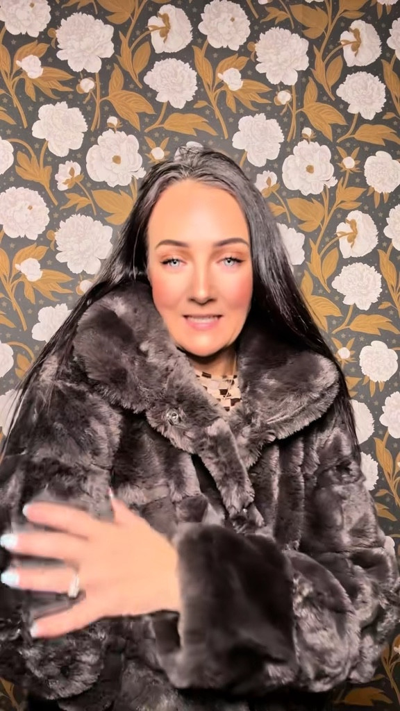 Cozy, chic, and ready for all your adventures. This Nina Leonard horizontal stripe faux fur jacket is soft, warm, and the perfect statement piece for layering over sweaters or tees. It’s playful, effortless, and adds instant texture to any outfit. Pair with jeans, boots, or leggings — easy style, maximum comfort!

#fauxfurjacket #fallfashion #layeringessential #cozyouterwear #everydaystyle 

Nina Leonard horizontal stripe faux fur jacket, soft cozy fall jacket, trendy layered outerwear, statement faux fur coat, versatile winter layering piece

#LTKootd #LTKOver40 #LTKFindsUnder100