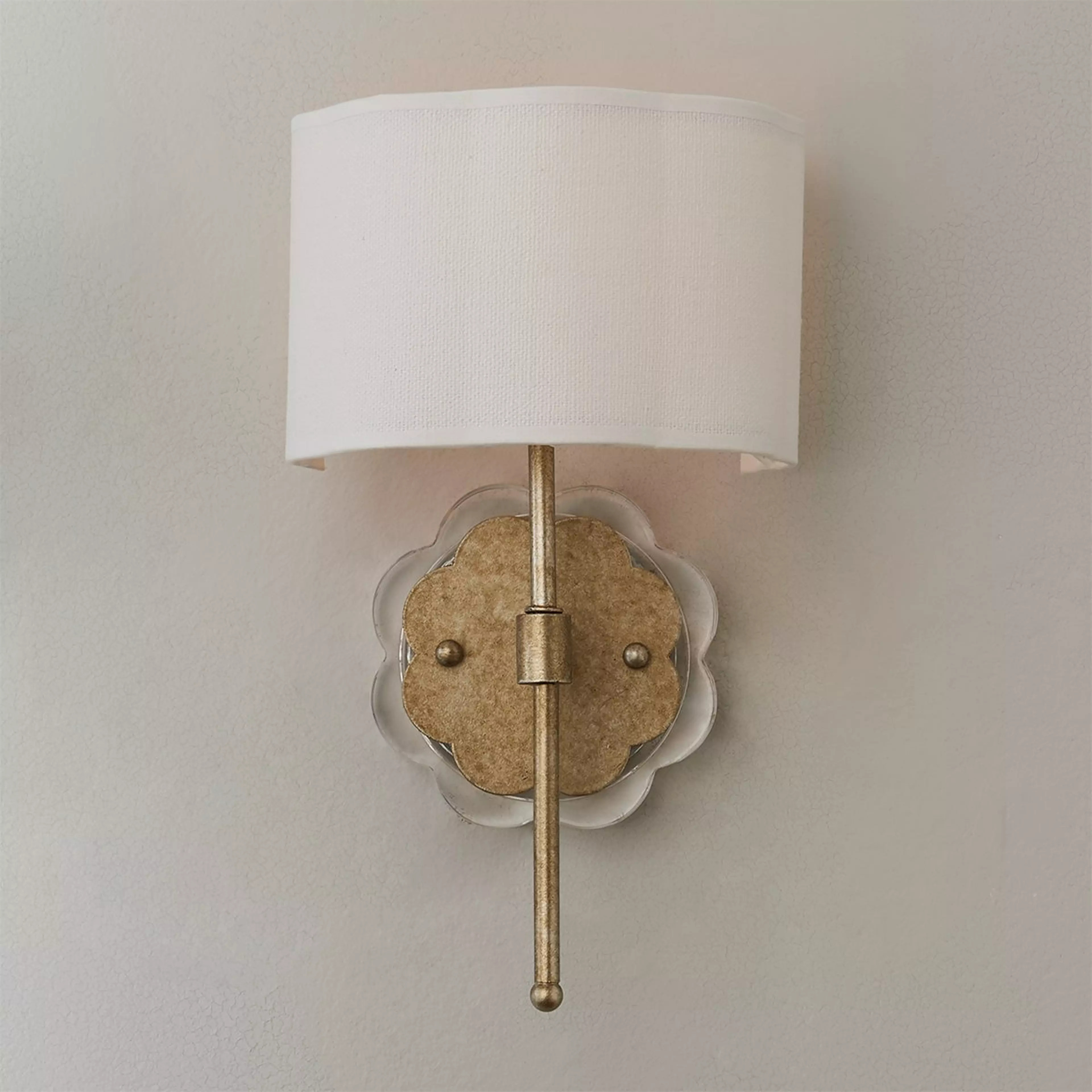 Scalloped Daisy Shade Sconce | Shades of Light