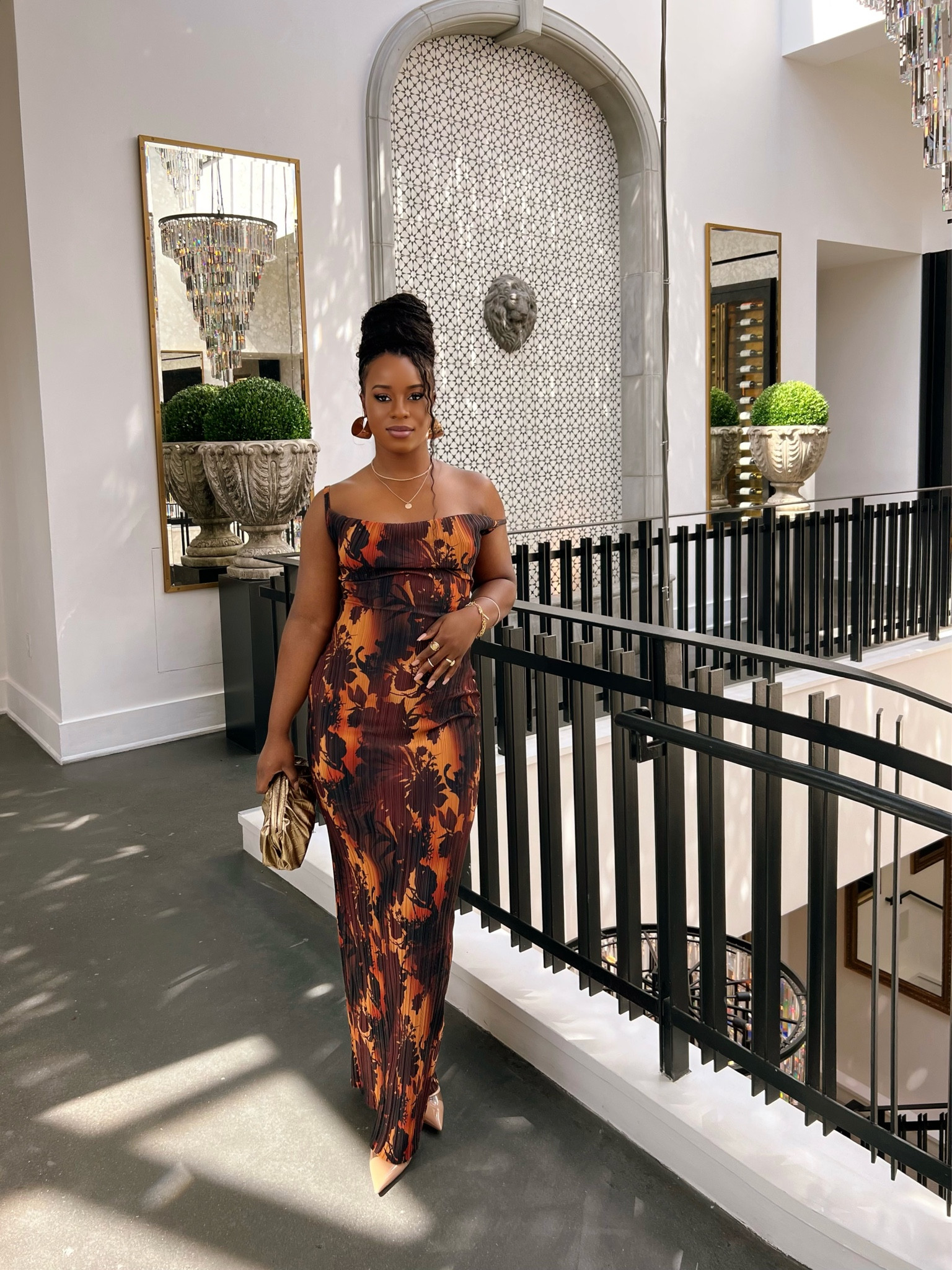 This dress is very light weight and hugs my curve in all the right places. So classy. 
Im a medium so I went with size 6 according to the size chart. 

#LTKSummerSales #LTKSeasonal #LTKFindsUnder100