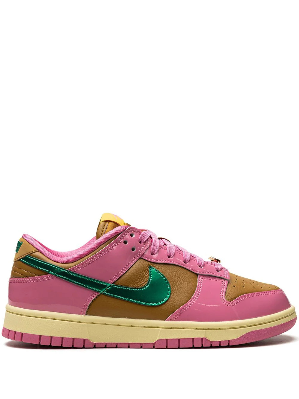"Nike Dunk Low ""Parris Goebel"" sneakers - Pink" | Farfetch Global