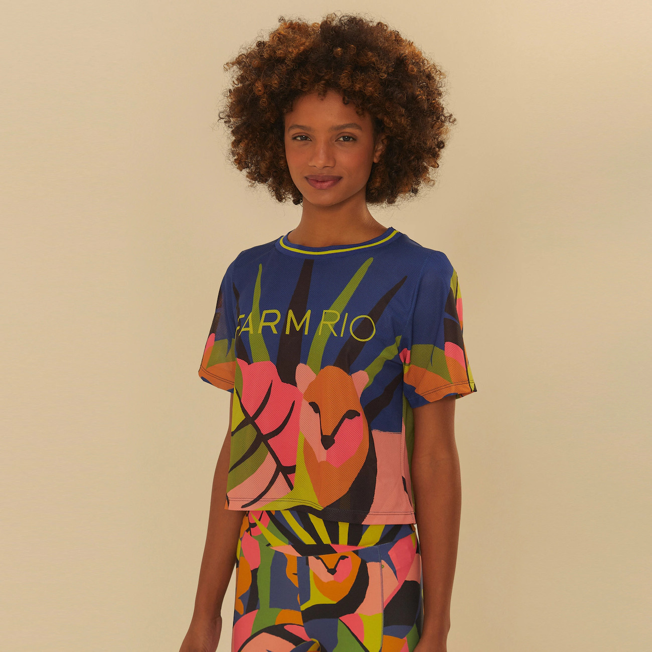 Blusa Cropped Feminina Farm Tela Floresta Leopardo | Centauro (BR)