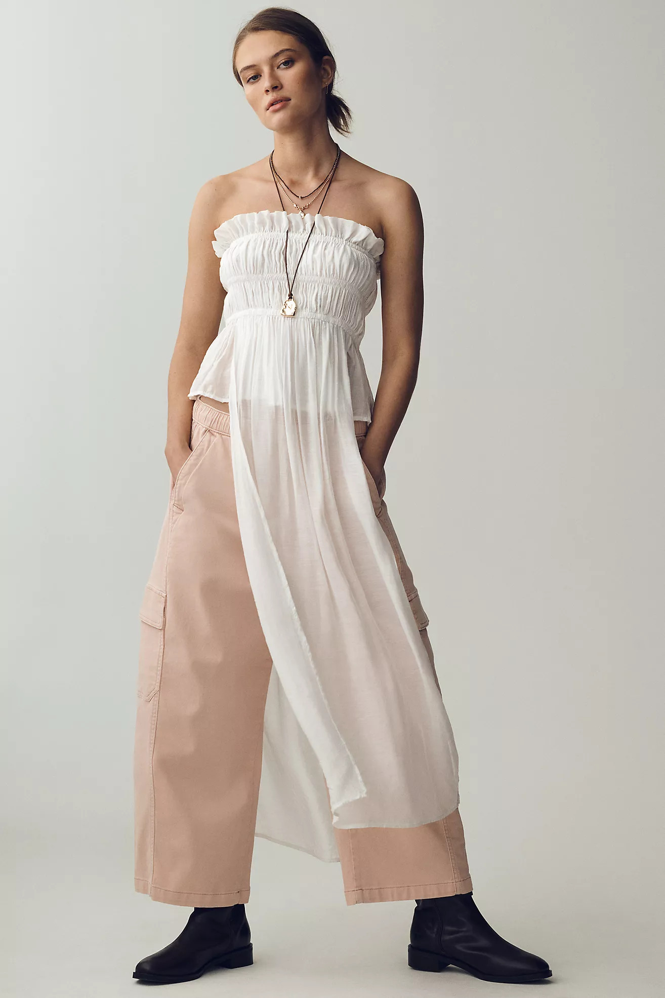 The Izzie Relaxed Pull-On Cargo Barrel Trousers by Pilcro | Anthropologie (UK)