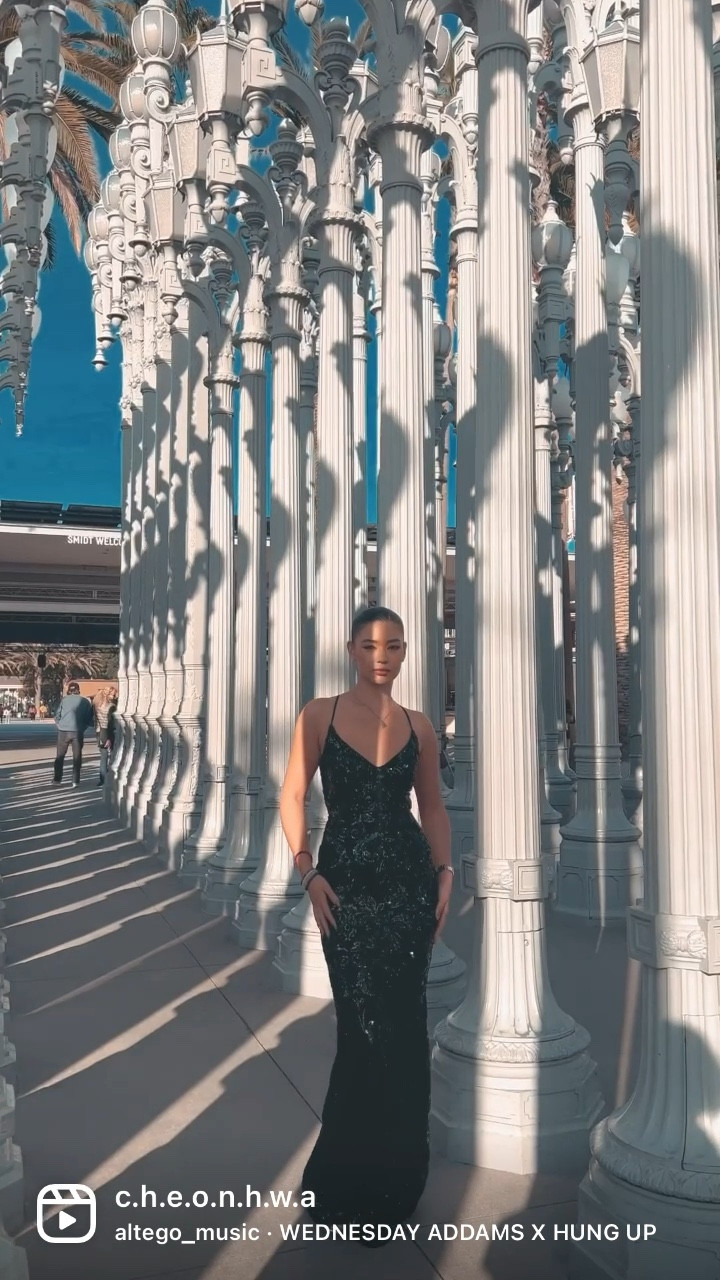 EVERY single day, 
I continue to grow, elevate, get wiser and smarter. I’m opening up to whats greater and better for me.
I detach myself from lower vibrations, things that drain me and don’t help me to grow.
Overall, a seed can’t grow in bad soil 🌱


#LTKSeasonal #LTKHoliday #LTKstyletip