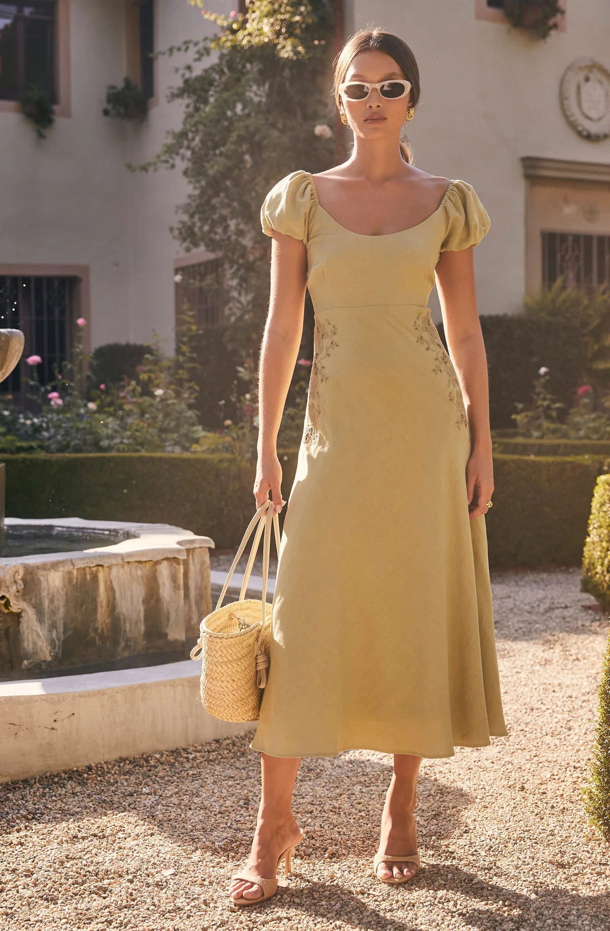 Leocadia Embroidered Puff Sleeve Dress | ASTR The Label (US)