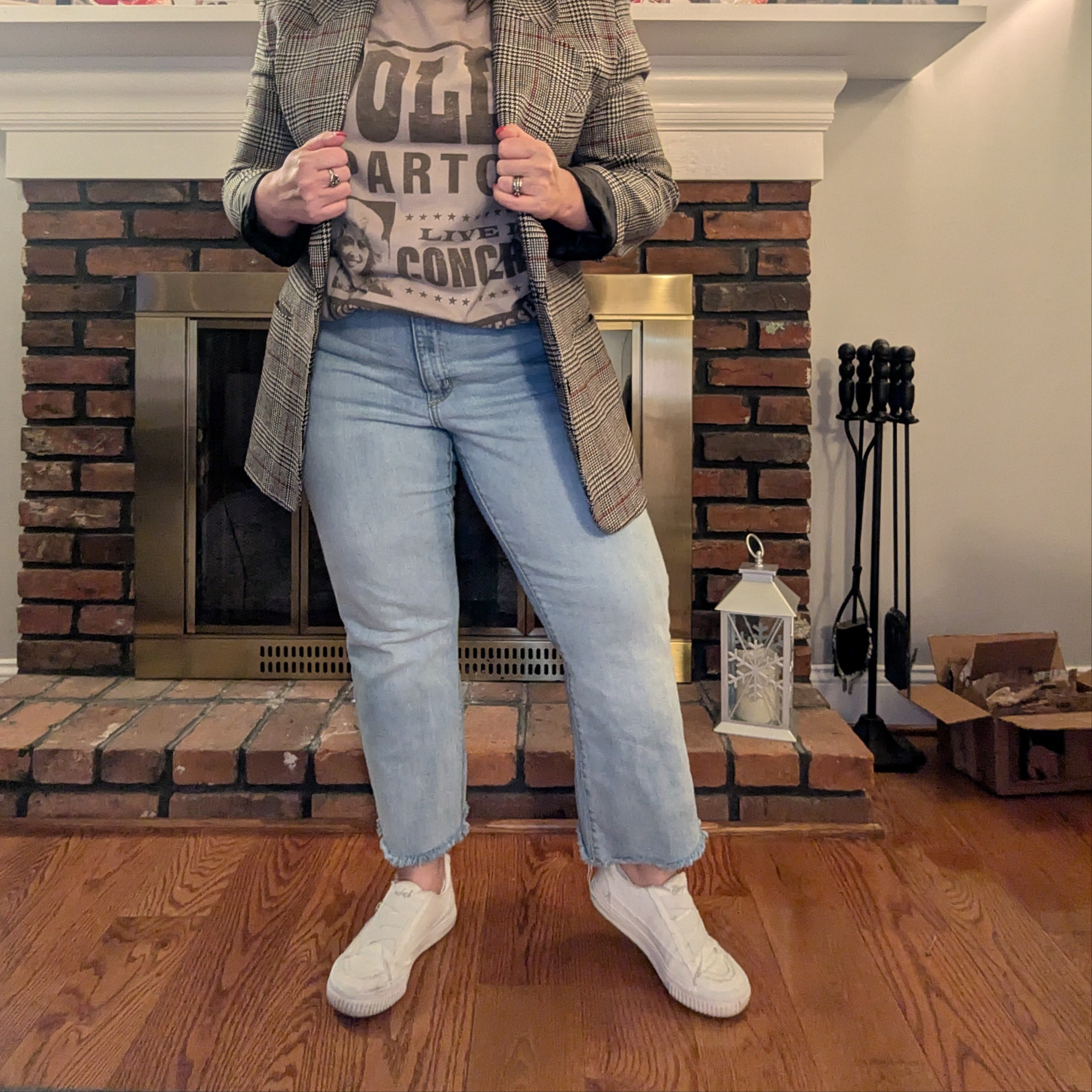 Love me some Dolly

#LTKMidsize #LTKPetite #LTKStyleTip