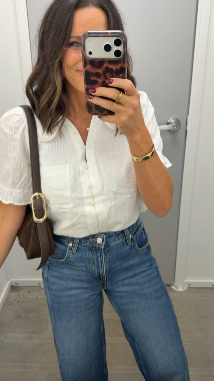 love a good peter pan collar 🤍 such a cute Walmart find! wearing a size small. AND these jeans👏🏻 size 2 

@Walmart 

#WalmartFinds #WalmartFashion #WalmartStyle #FallFashion #FallStyle #PeterPanCollar #AffordableFashion #LTKCreator #LTKFashion