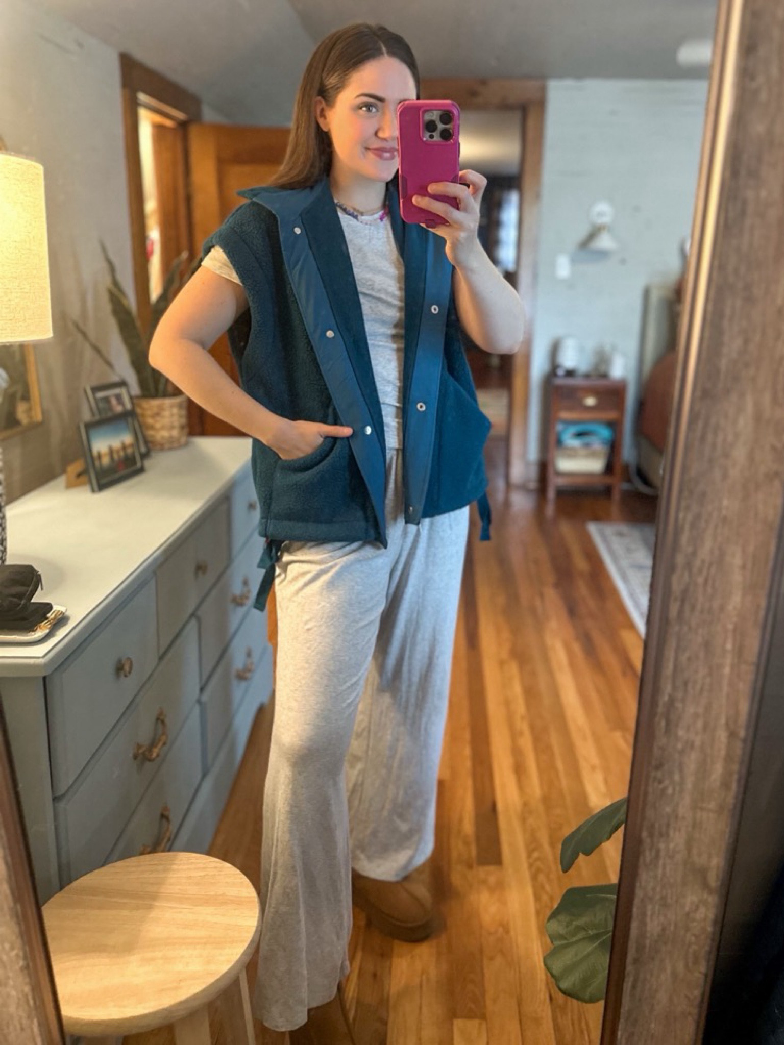 OOTD // outfit inspo // skims doop // matching set // vest // free people // amazon // amazon finds // everyday style

#LTKFindsUnder100 #LTKStyleTip #LTKFindsUnder50