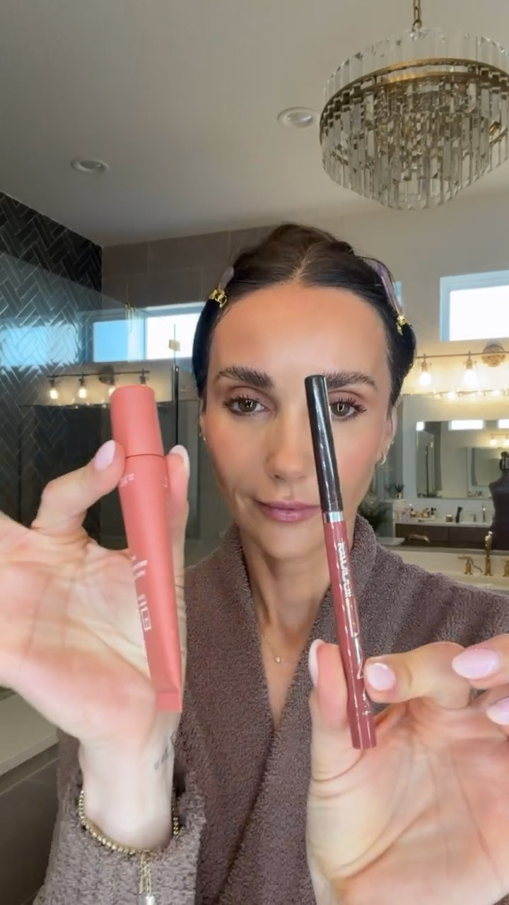 Lip combo clarins + mac lip liner, Shades Whirlin and lady