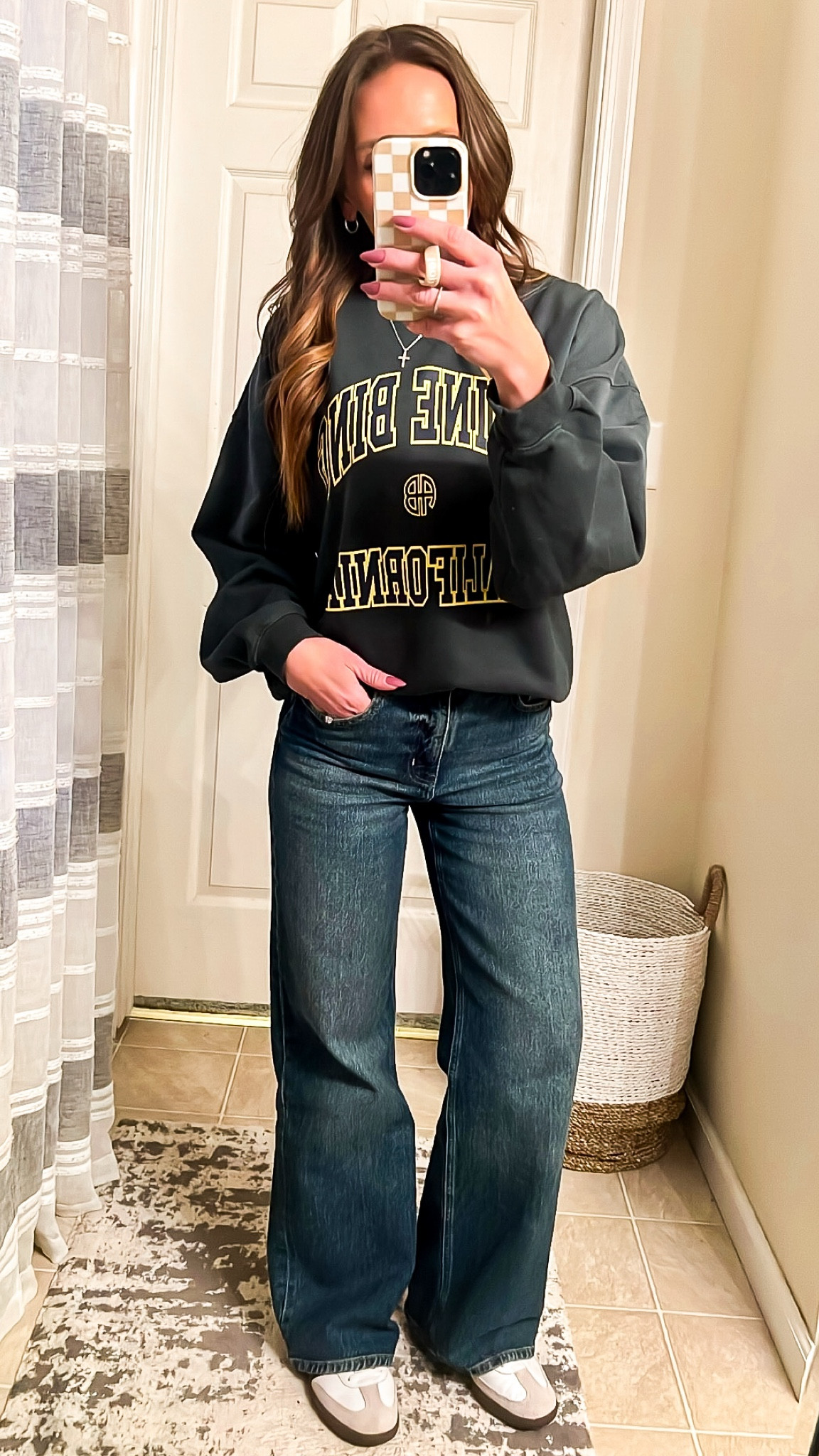 These $35 jeans are so good! They fit and look like designer denim and my current fav wide leg pants. They come in a bunch of washes too! Size up one

Wearing size 2 (normally 0) 

#LTKFindsUnder50 #LTKStyleTip #LTKOver40