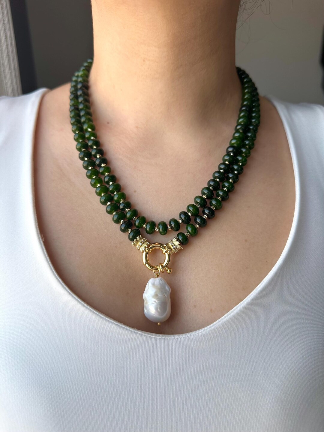 Multistrand Green Agate Gold Necklace With Baroque Pearl Pendant , Green Gemstone Statement Neckl... | Etsy (US)
