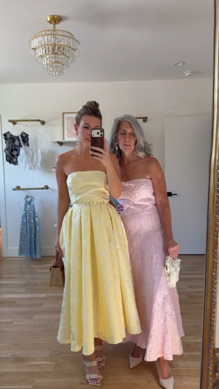Lady Black Tie wedding guest and spring special occasion dresses

i did my normal size small 
mom did her normal medium 

divi: emerson15

Wedding guest
Formal event
Black tie
Floral
Metallic
Pleated
Mother of the bride
Special occasion 

#LTKSeasonal #LTKootd #LTKWedding