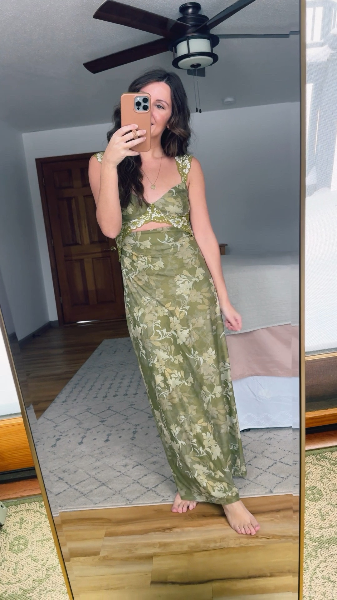 Wearing size xs in this dress! Love it so much!!



#LTKFindsUnder100 #LTKPetite #LTKgrwm