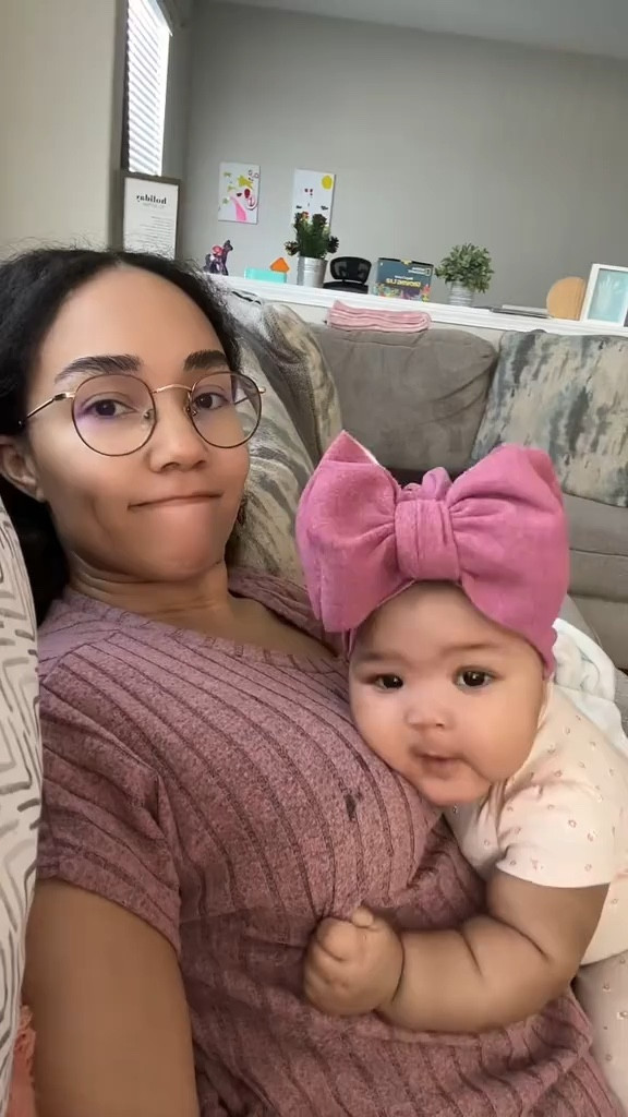 The cutest and biggest hair bows for baby girl 🎀 

#LTKBaby #LTKFamily #LTKKids