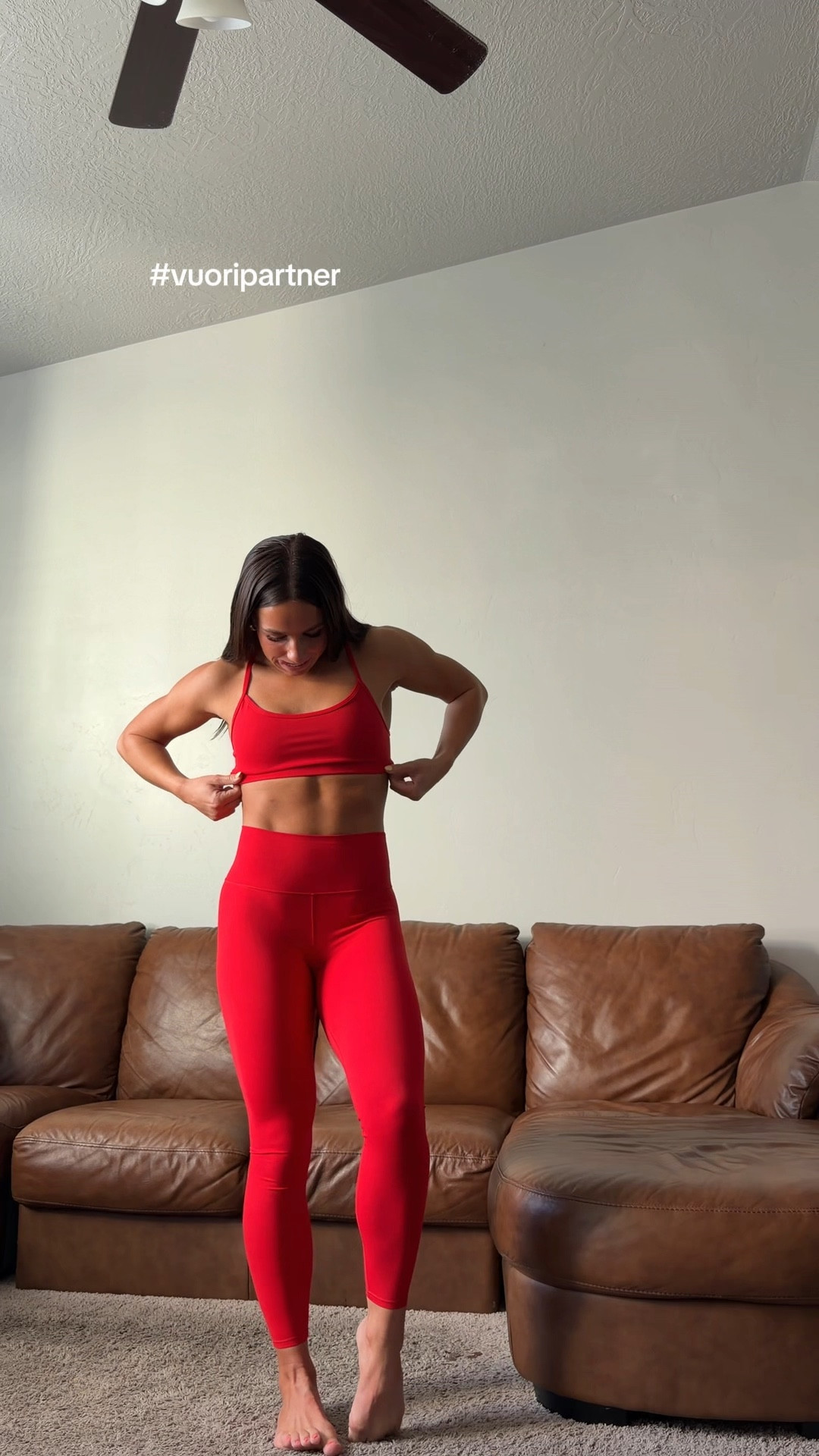 This Cherry color from @vuoriclothing is the perfect color for the holiday season and I love the BlissBlend™ fabric! Shop Vuori for all of your loved ones! 🍒❤️ #VuoriPartner 