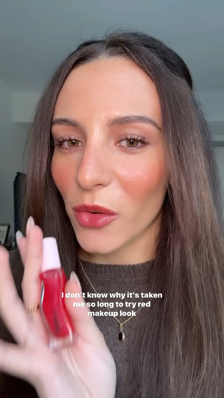 the victoria’s secret lady was SO right about red blush