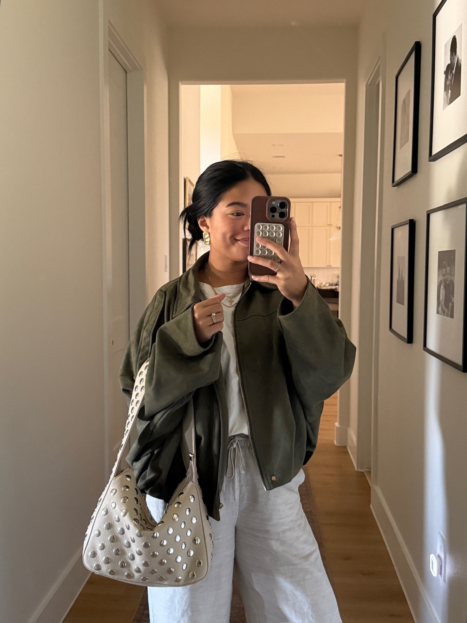 Fall outfit inspo

Amazon fashion, Aritzia fashion, fall fashion, ootd, mom outfit, fall outfit, faux suede bomber jacket, studded bag, amazon studded bag 

#LTKStyleTip #LTKSeasonal #LTKFindsUnder50