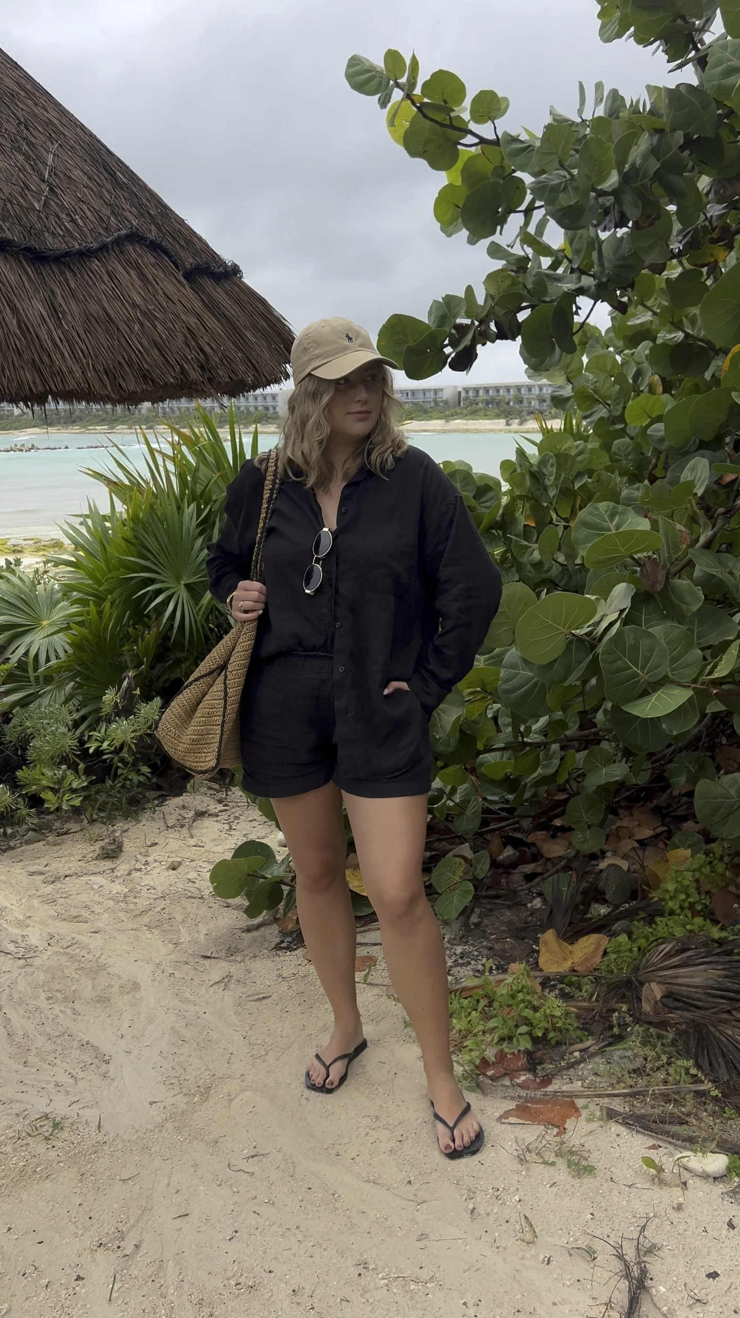 Easy beach outfit ☀️

#LTKTravel #LTKFindsUnder100 #LTKStyleTip