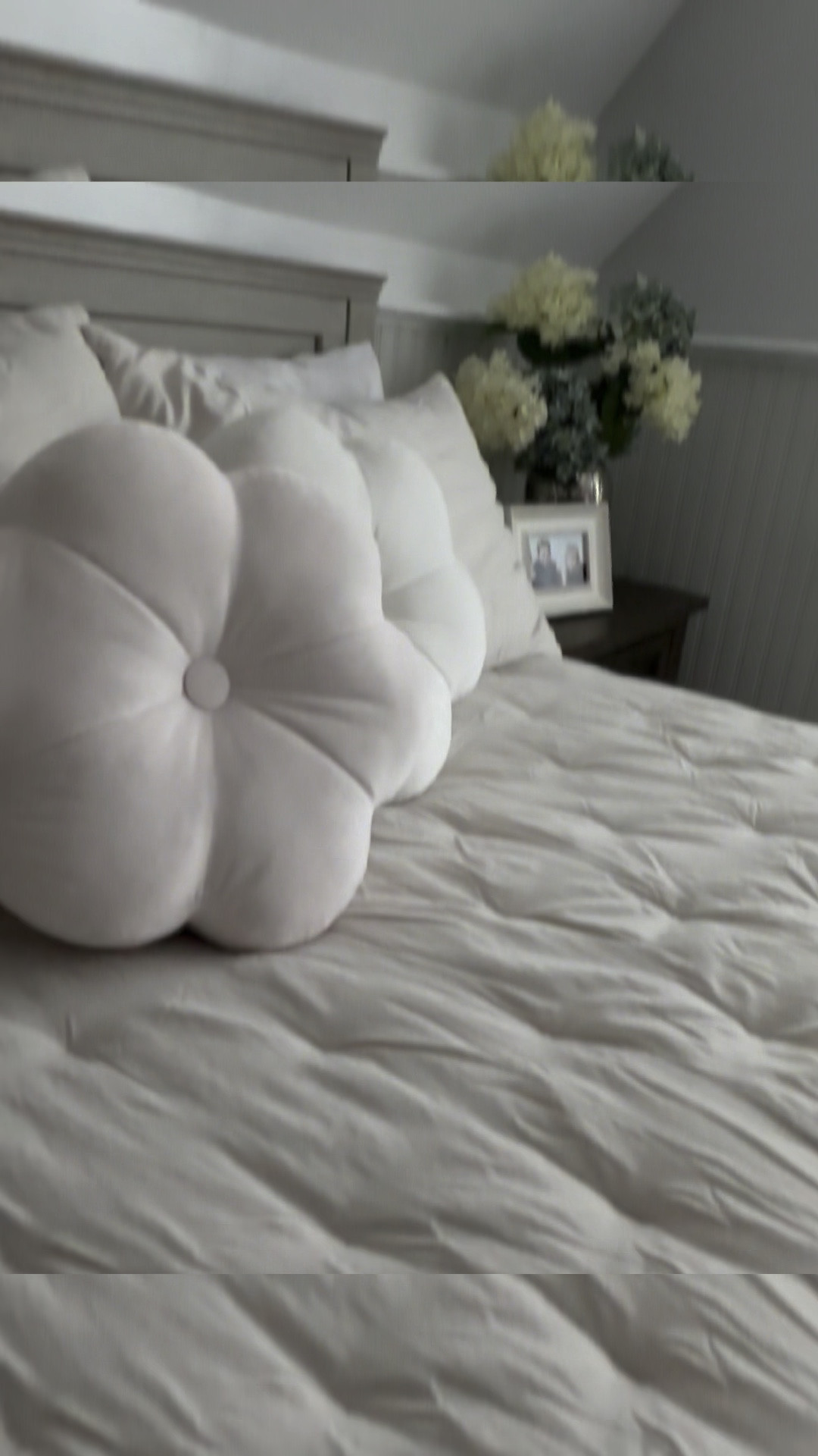 That’s stage when you are not a kid but not a fully teen 🥰
Just a little update on her bedding. She loves neutrals! ✨ 

#PotteryBarn #PotteryBarnTeen #Bedding #accentpillows #girlsbedding  

#LTKHome #LTKStyleTip #LTKKids