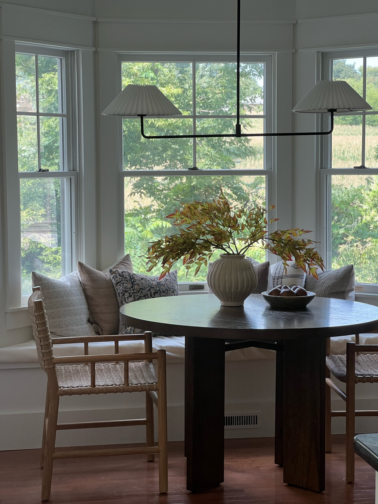 Kitchen nook fall styling 

Amazon fall stems, Afloral dupe 

#LTKHome #LTKSaleAlert #LTKFallSale