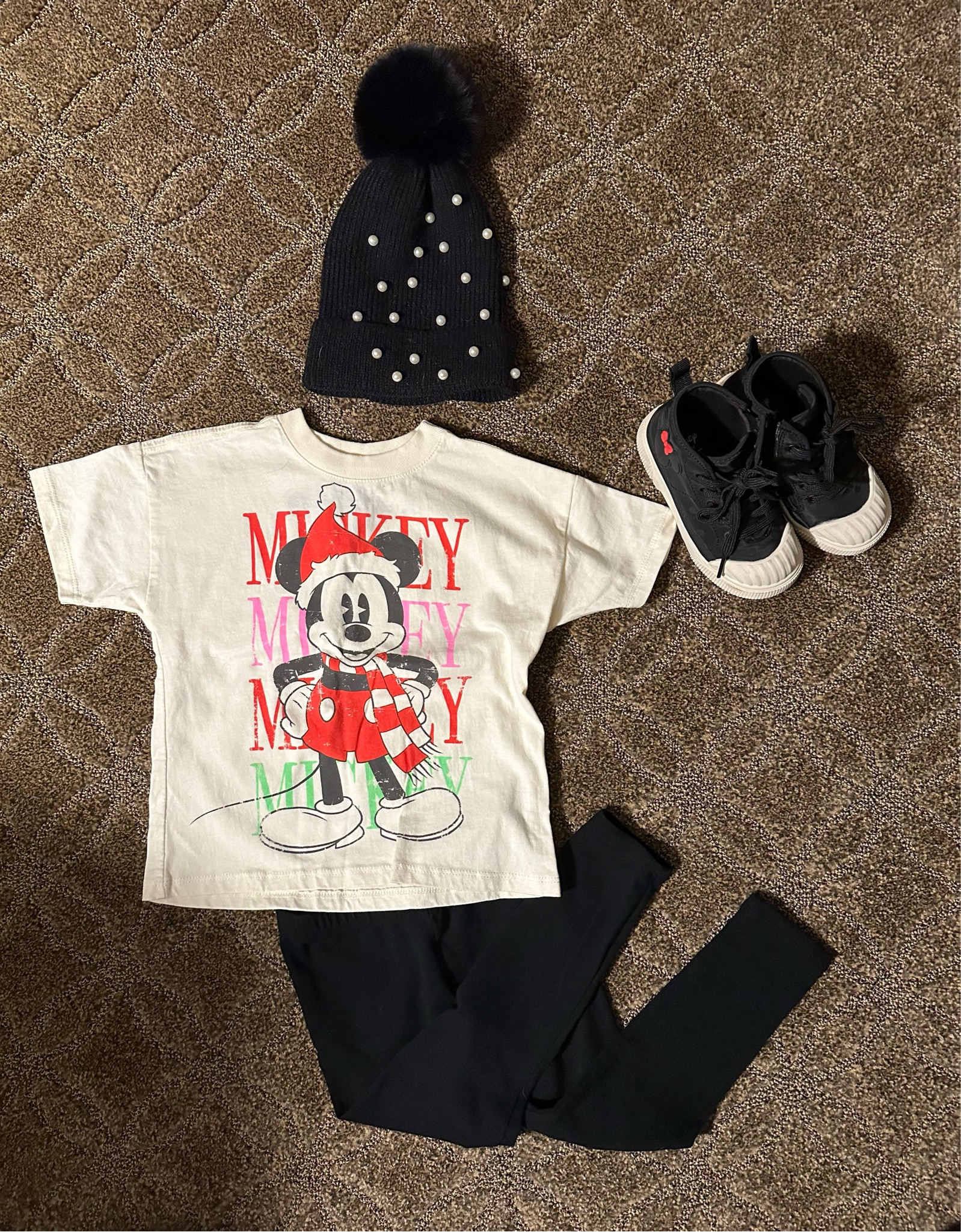 Disneyland outfit ideas • Family Disney outfits

#LTKHoliday #LTKGiftGuide #LTKkids