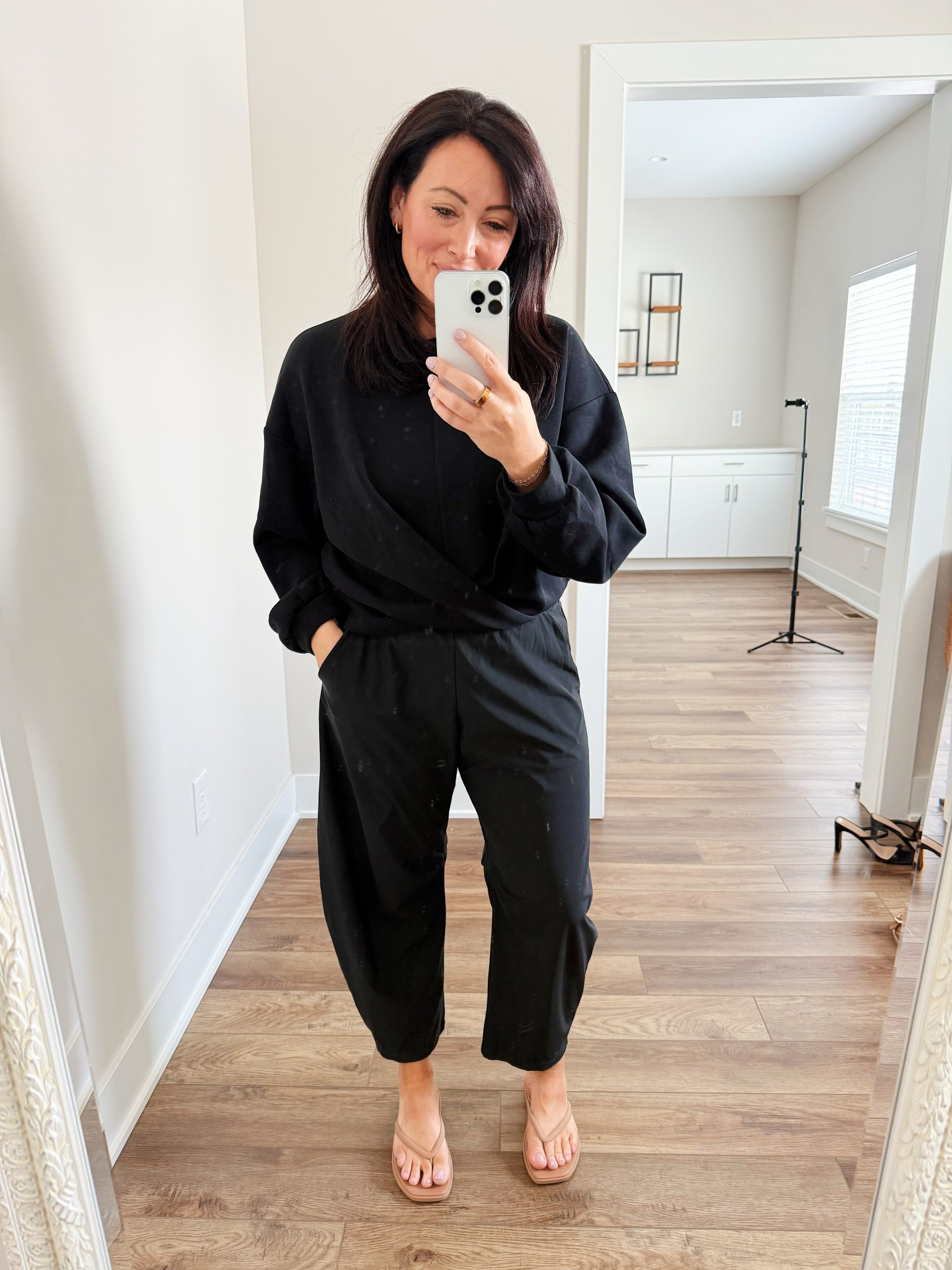 OLD NAVY HAUL
• medium top 
• small pants - they run big so size down one 
• sandals true to size 


#LTKMidsize #LTKgrwm #LTKPetite