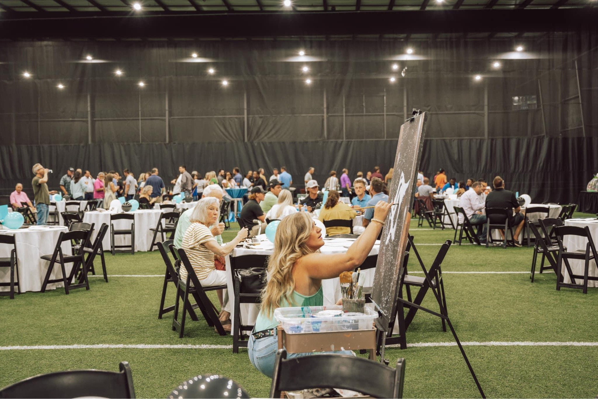 Painting for Ricky Proehls Power of Play Foundation was so much fun! 💗🎨

#LTKfit #LTKSeasonal #LTKcurves