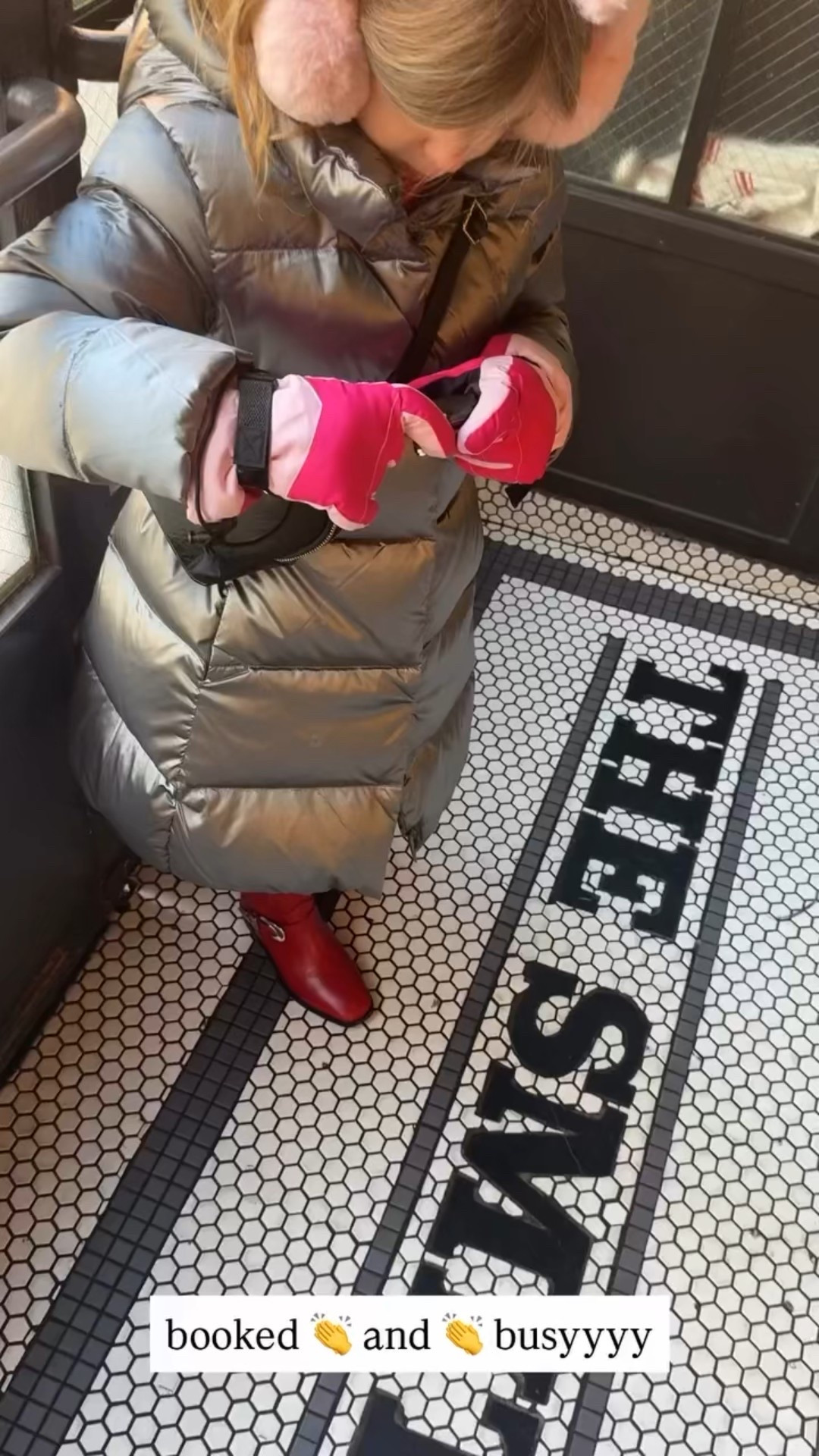 It was so cute, she wanted to get pictures of everything!

Girls fashion, kids winter fashion, kids winter outfits, kids winter accessories 

#LTKKids #LTKHoliday