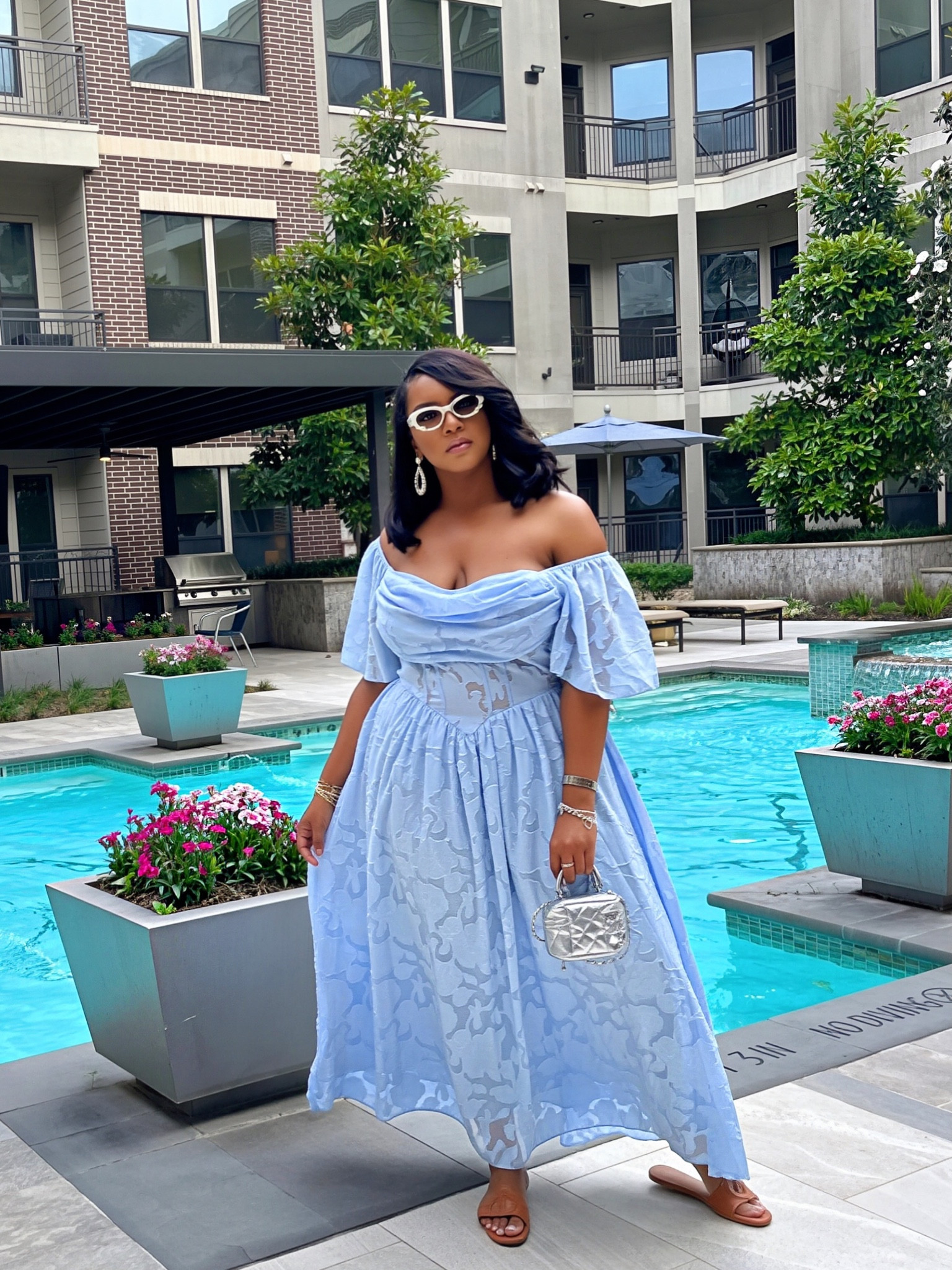 You know a main character when you see one. 🩵

 

🔎SEARCH and FollowRustia,Solflare,SHEIN Lady CURVE to catch all the vibrant spring curvy trends!

🌊 Stay inspired and don’t miss out—use my code MarUStherealmisshollie355 for a special discount on your Curve SpringWave favourites! 🌷✨

#SHEINtrends #SHEINCurve#ad
@sheincurve@sheinofficial @shein_us