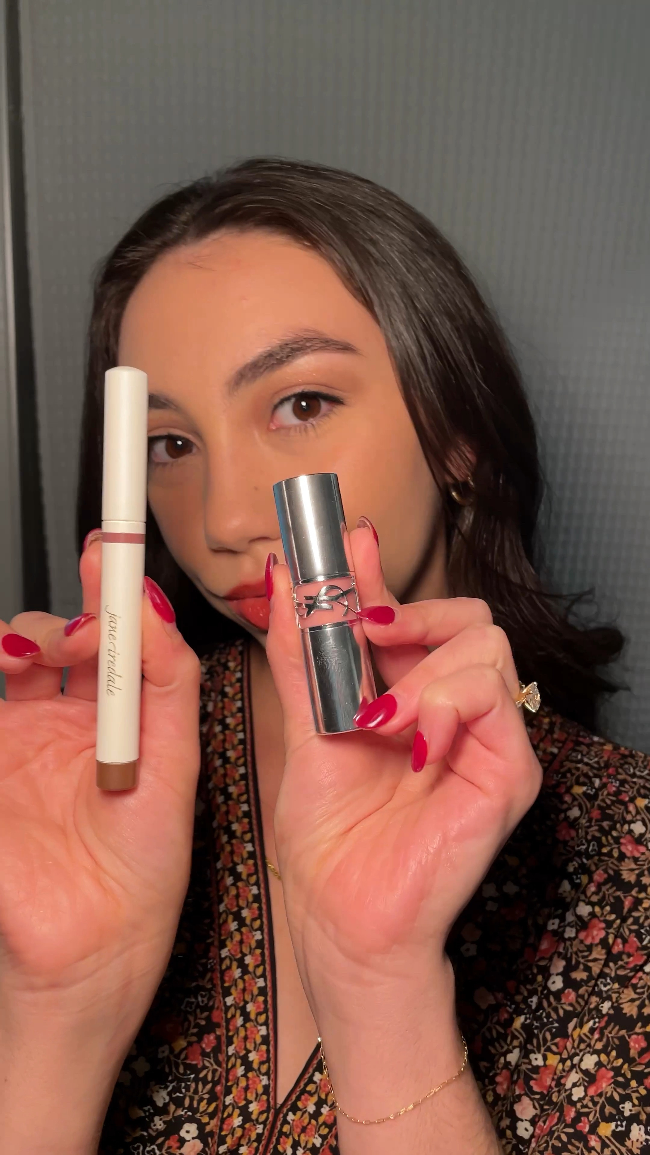 First fall makeup look of the year created super easily with these two finishing touches:
1.) @janeiredale Eyeshadow Stick Shade “bronze”
2.) @yslbeauty Lipshine Lip Oil Stick shade “122”

#LTKBeauty #LTKSeasonal #LTKFindsUnder50