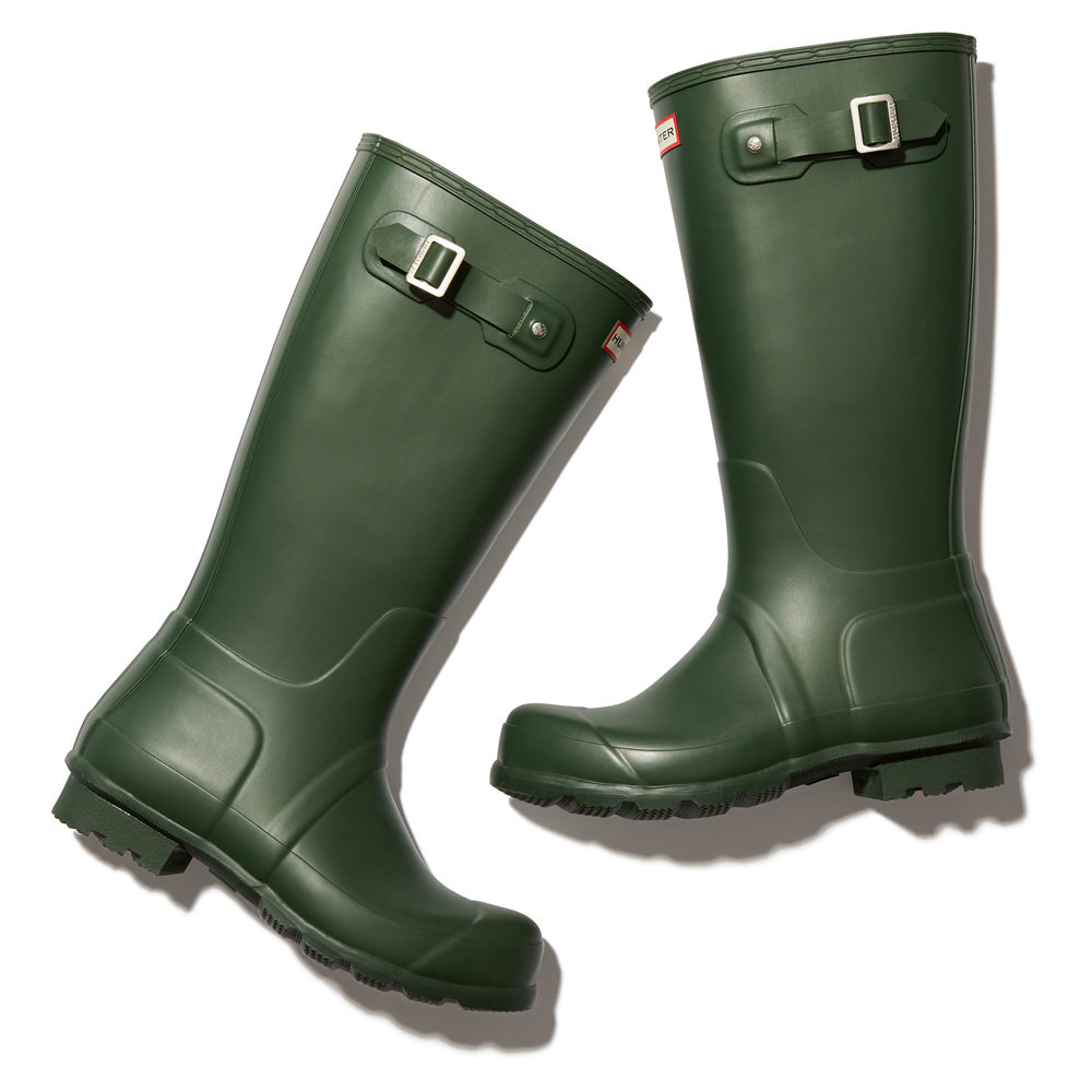 Hunter Boots Original Tall Matte Boots in Hunter Green, Size 10 | goop