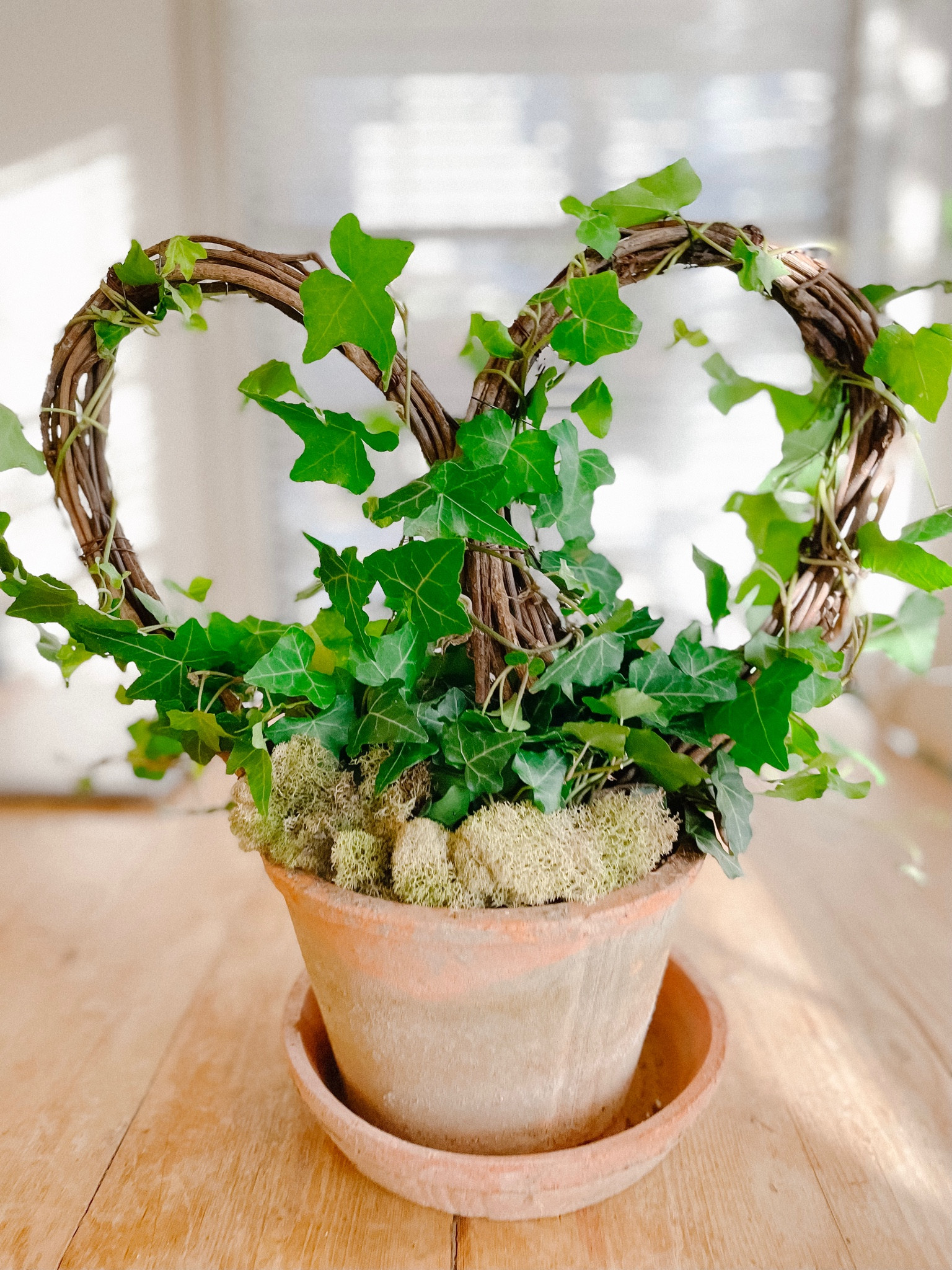 Heart topiary. DIY. 

#LTKSeasonal