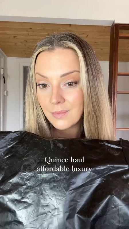 Meet one of my new favorite brands — @onequince. The mixture of affordable luxury, sustainability, and items to build the perfect capsule wardrobe. #QuincePartner

Use code INFG-LESLIEFHAAS10 for 10% off your first purchase.

wearing size small
5’8” size 4

#LTKfindsunder50 #LTKover40 #LTKtravel