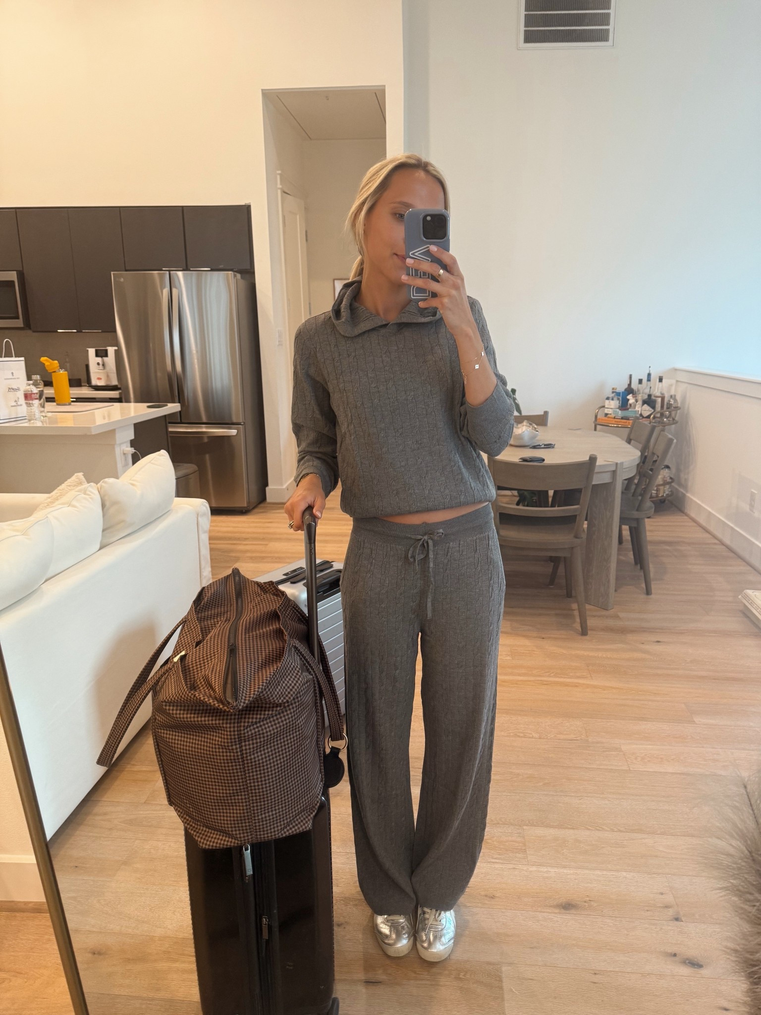 Because I couldn’t resist another color in my FAV set…and it’s on sale rn!!!!! 🩶🩶🩶

#LTKSaleAlert #LTKTravel #LTKSeasonal