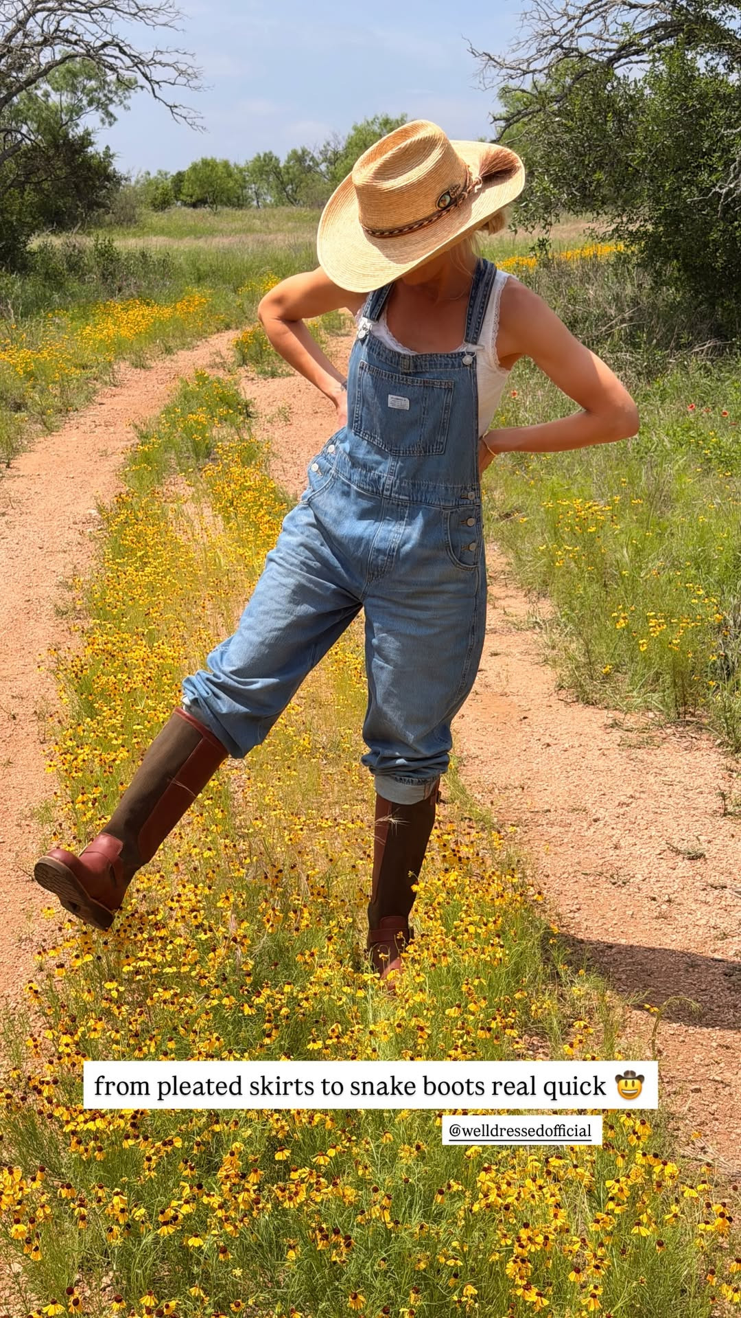 I've been living in these vintage Levi overalls lately! 

 #LTKootd #LTKSeasonal