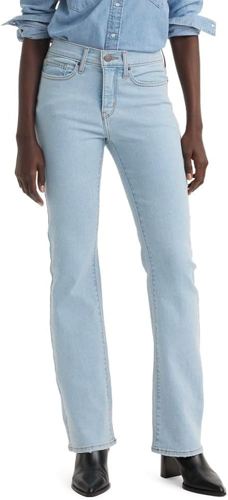 Levi's Women's Plus-Size 315 Shaping Bootcut Jean | Amazon (US)