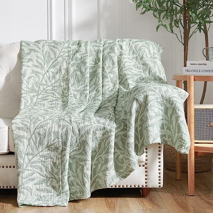 jinchan 100% Cotton Blanket Summer Muslin 50”x60“ Lightweight 3-Layer Quilted Throw Blanket f... | Amazon (US)