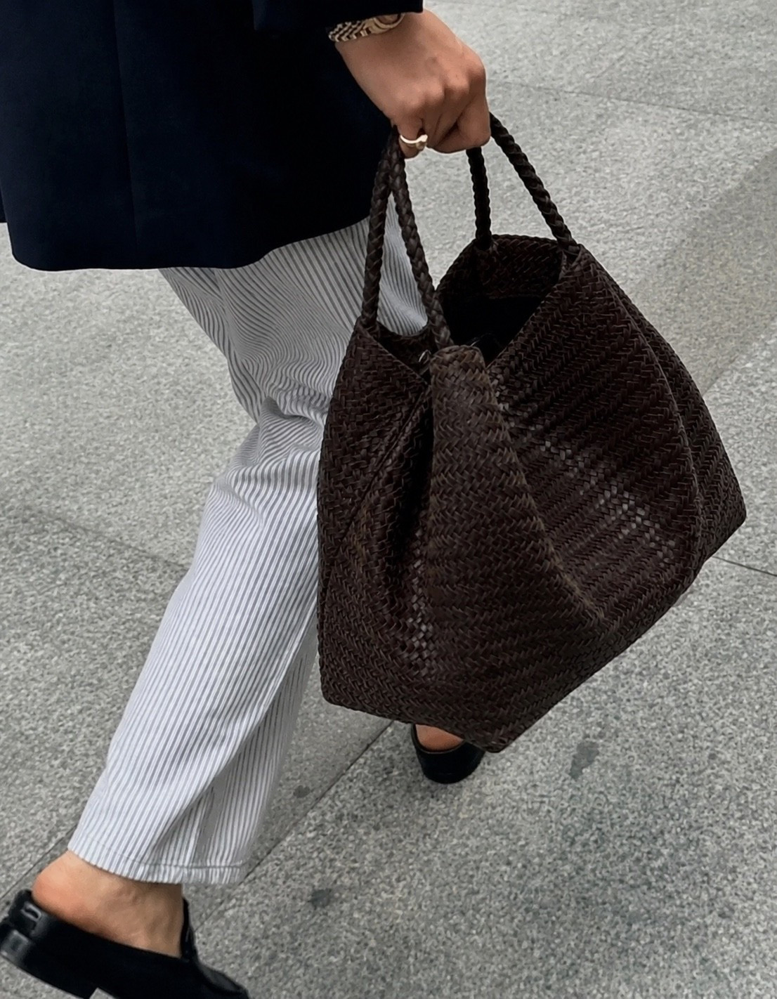 A collection of our favorite bags at every price point, from attainable to heirloom. 

Genuine style isn’t about the price tag, it’s about quality, craftsmanship, and choosing what you love.  

#quietluxury #timelessstyle #leatherbag #capsulewardrobe #qualityoverquantity #classicstyle #oldmoneyaesthetic #minimalstyle #investmentpieces #handbagstyle #womenover40 #luxuryhandbags #silkandcedar

#LTKOver40 #LTKootd #LTKWorkwear