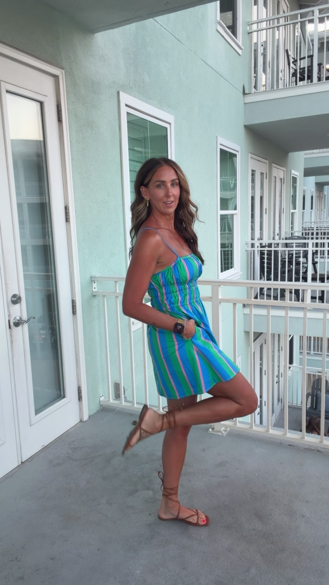 Dress-small (code JESSA35)
Sandals-tts 8