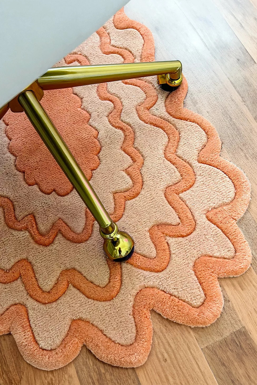 Jubi Burst Oval Hand Tufted Wool Rug | Urban Outfitters (US and RoW)