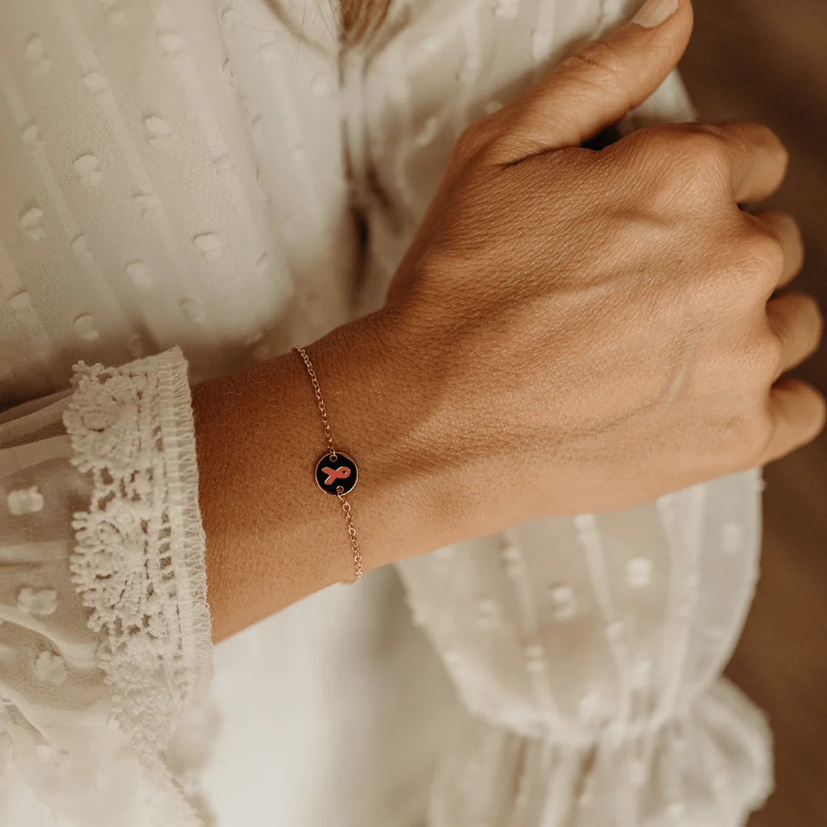 Breast Cancer Story Chain Bracelet | Tiny Tags