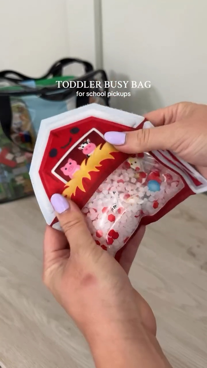 TODDLER BUSY BAG ❤️ to keep my toddler busy for the car / school pickups! 

#toddleractivities #toddlerbusybag #toddlertips #toddlertravel #parentinghacks #kidactivities #toddlertoys

#LTKKids #LTKSeasonal #LTKHome